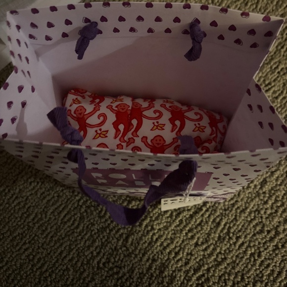 Roller Rabbit PJs and Bag - Picture 9 of 9